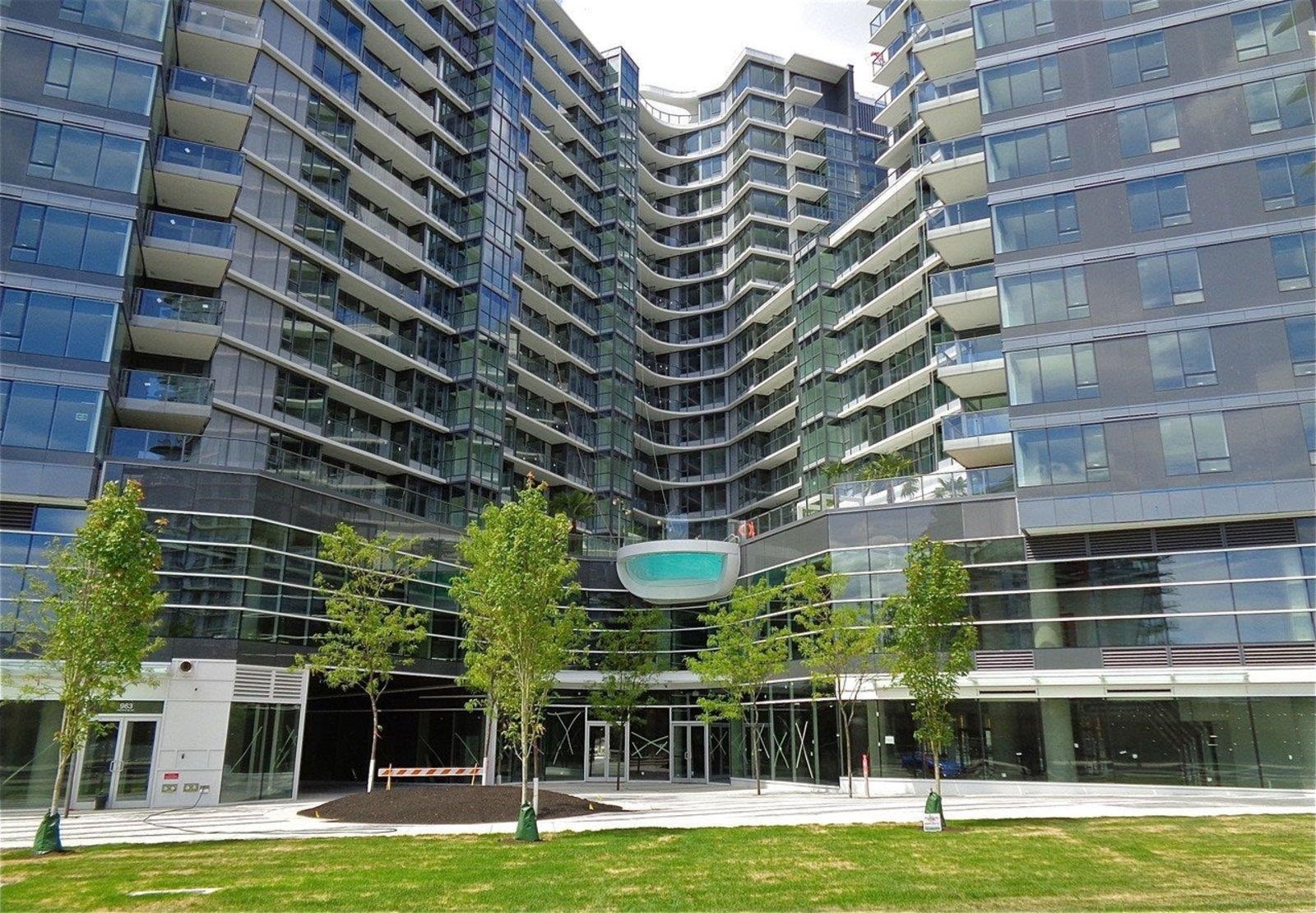 517-68 Smithe Street, Vancouver, BC