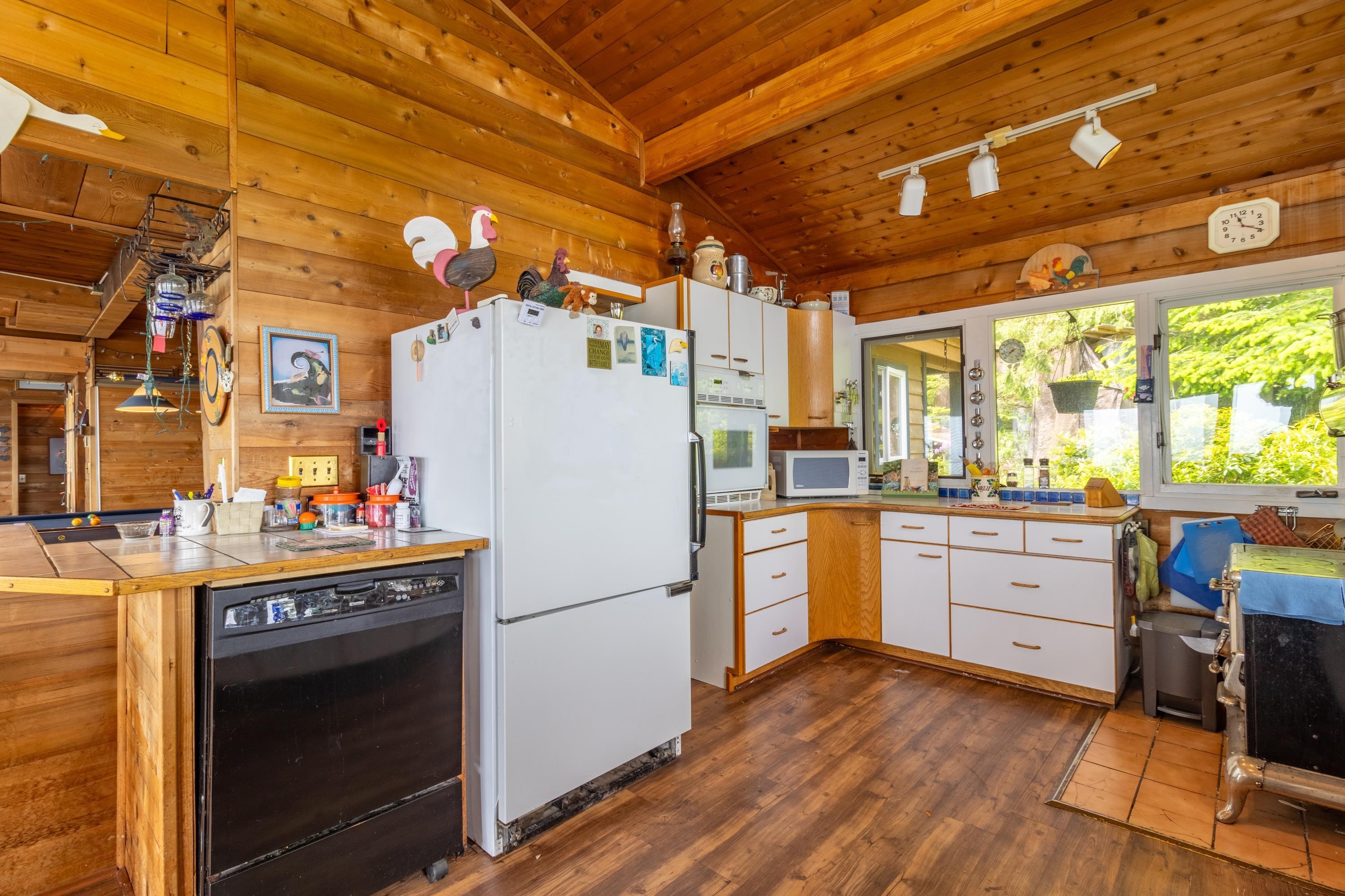 119 Island Park Drive, Galiano Island, BC