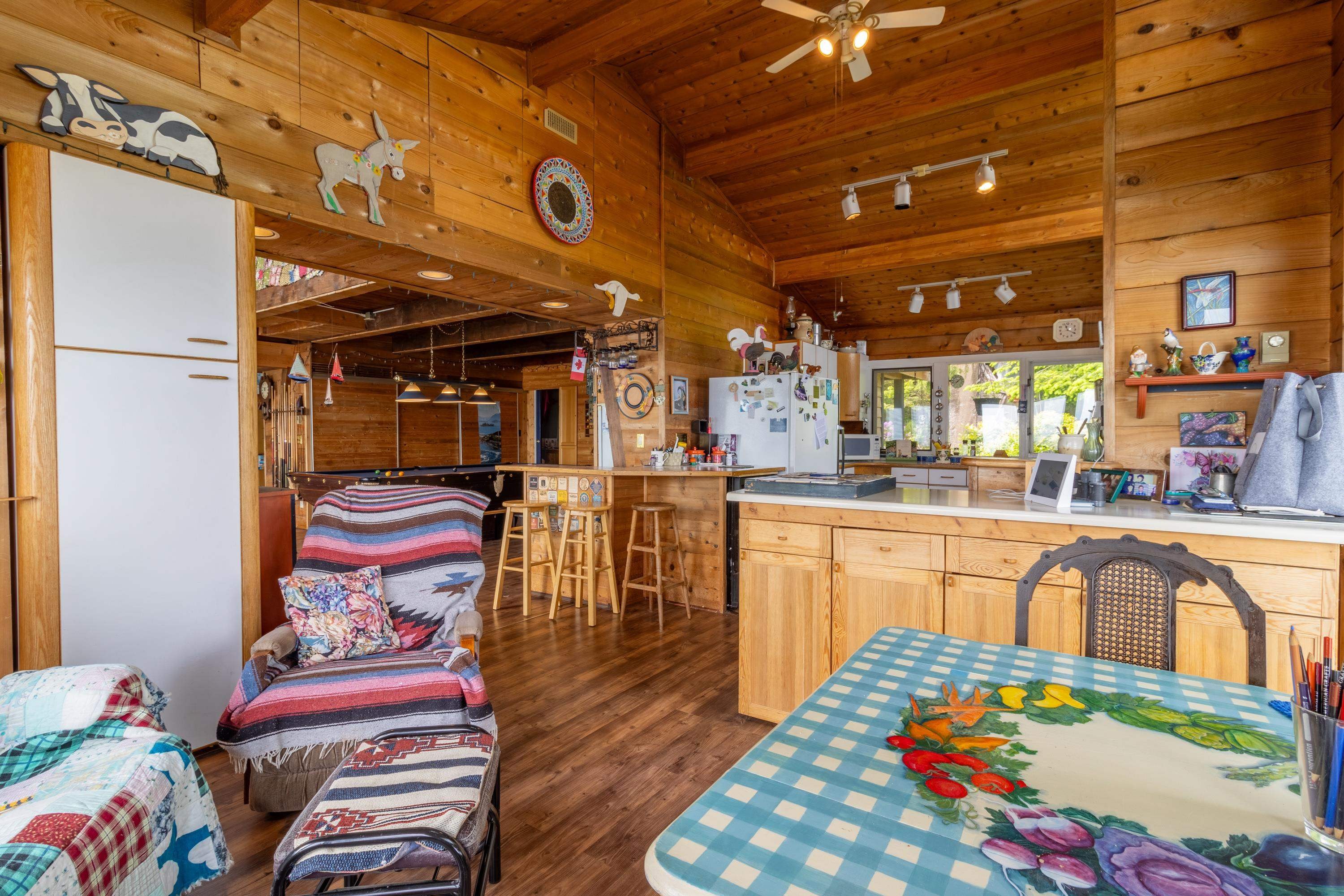 119 Island Park Drive, Galiano Island, BC