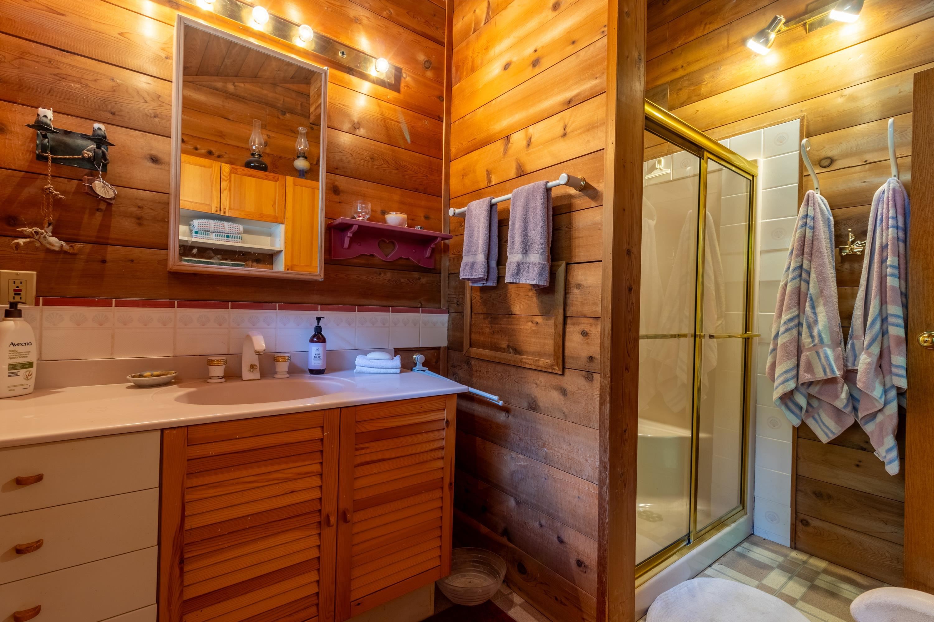 119 Island Park Drive, Galiano Island, BC