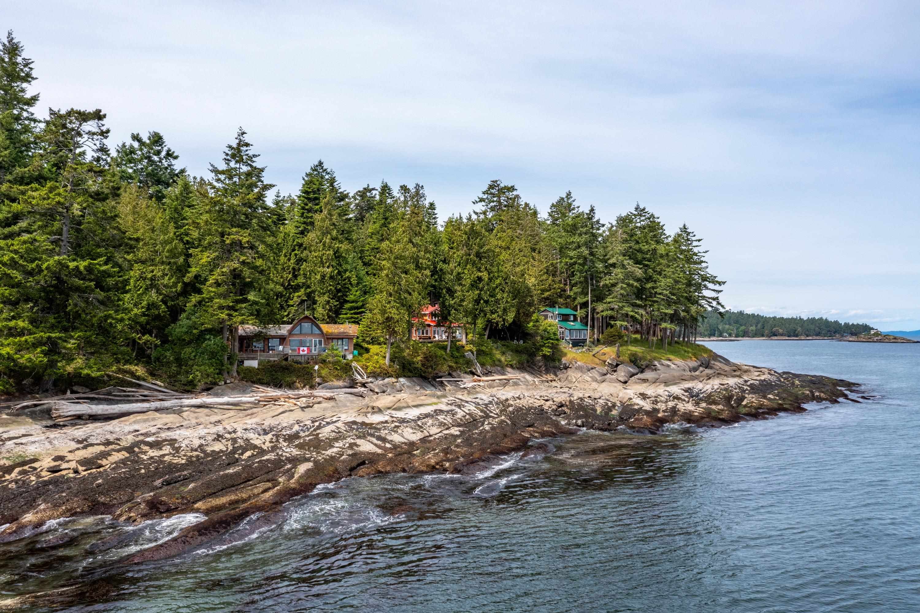 119 Island Park Drive, Galiano Island, BC