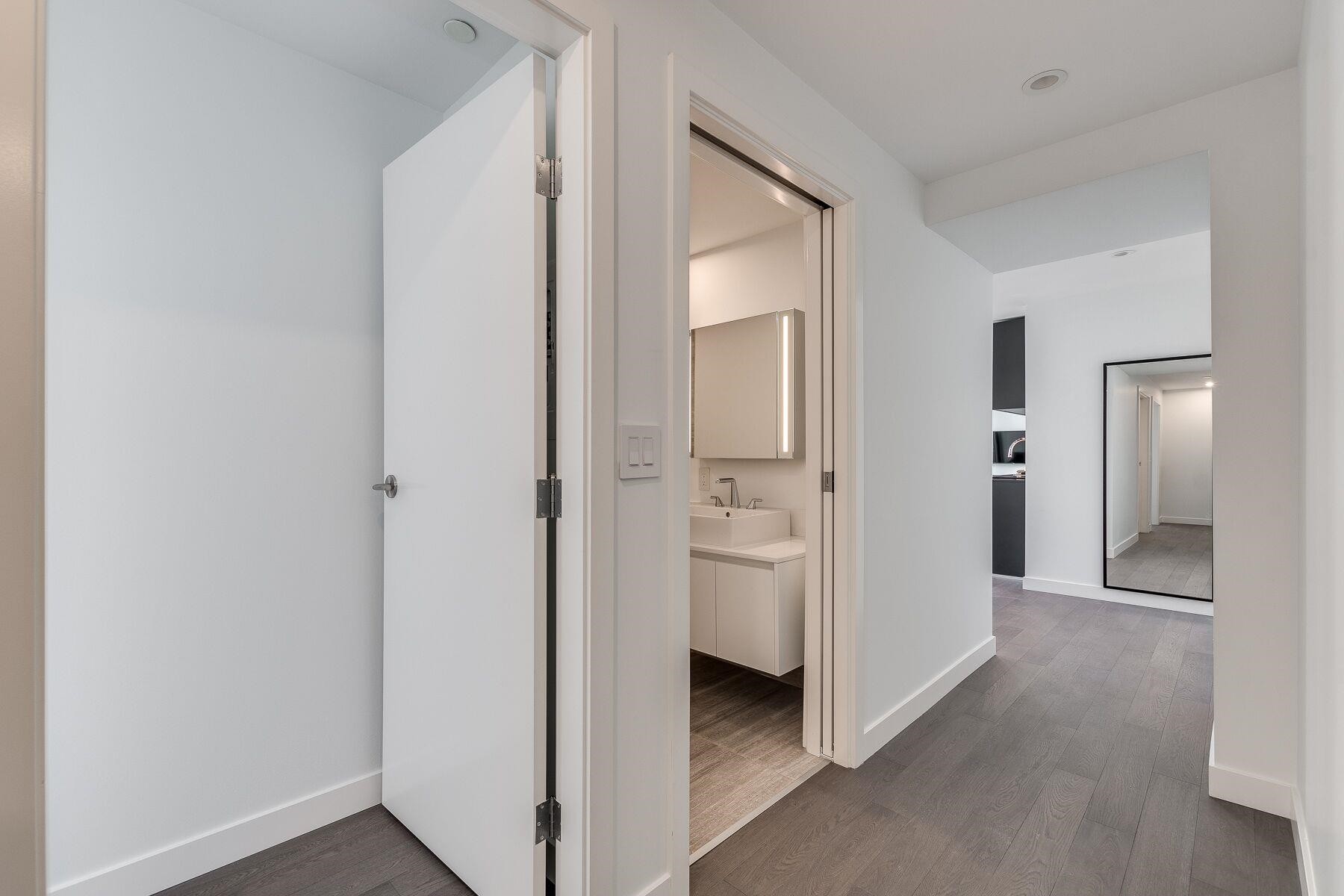 1207-1480 Howe Street, Vancouver, BC