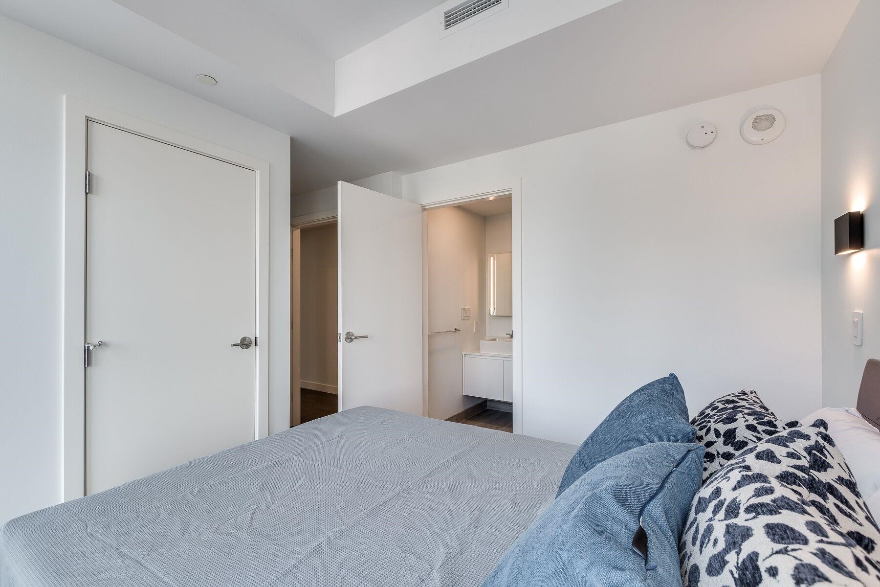 1207-1480 Howe Street, Vancouver, BC