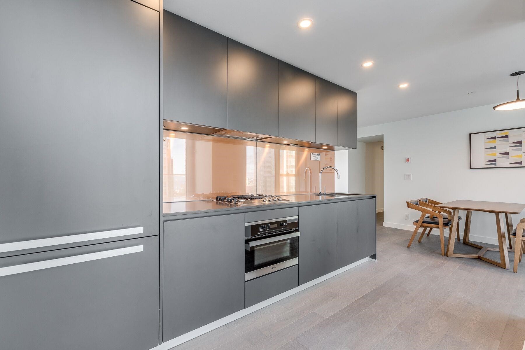 1207-1480 Howe Street, Vancouver, BC