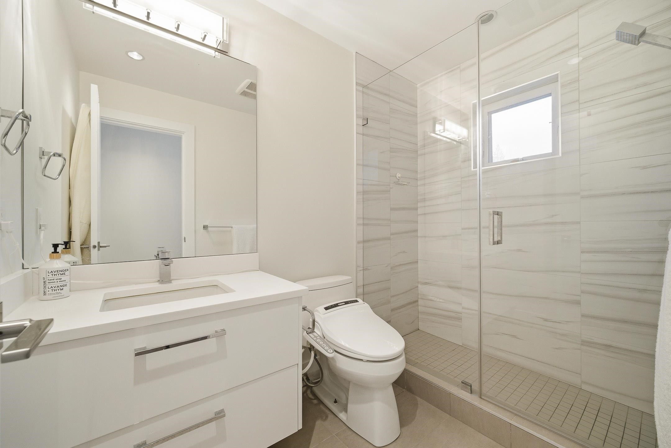 1468 Kings Avenue, West Vancouver, BC