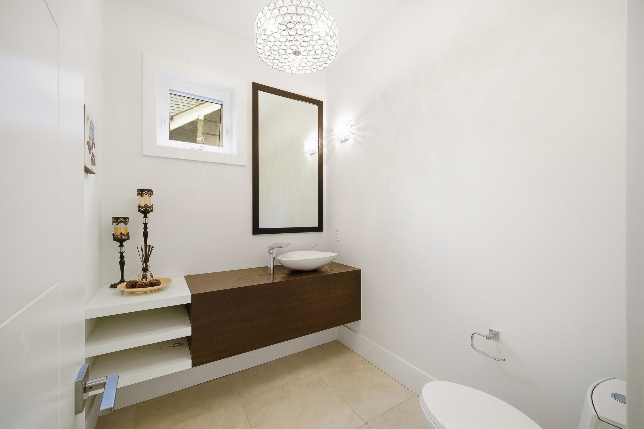 1468 Kings Avenue, West Vancouver, BC