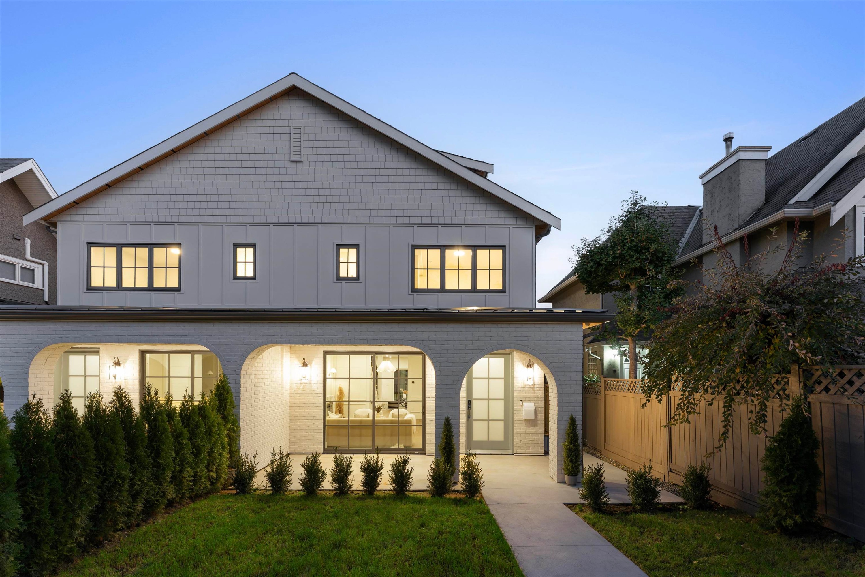 1759 16Th Avenue W, Vancouver, BC