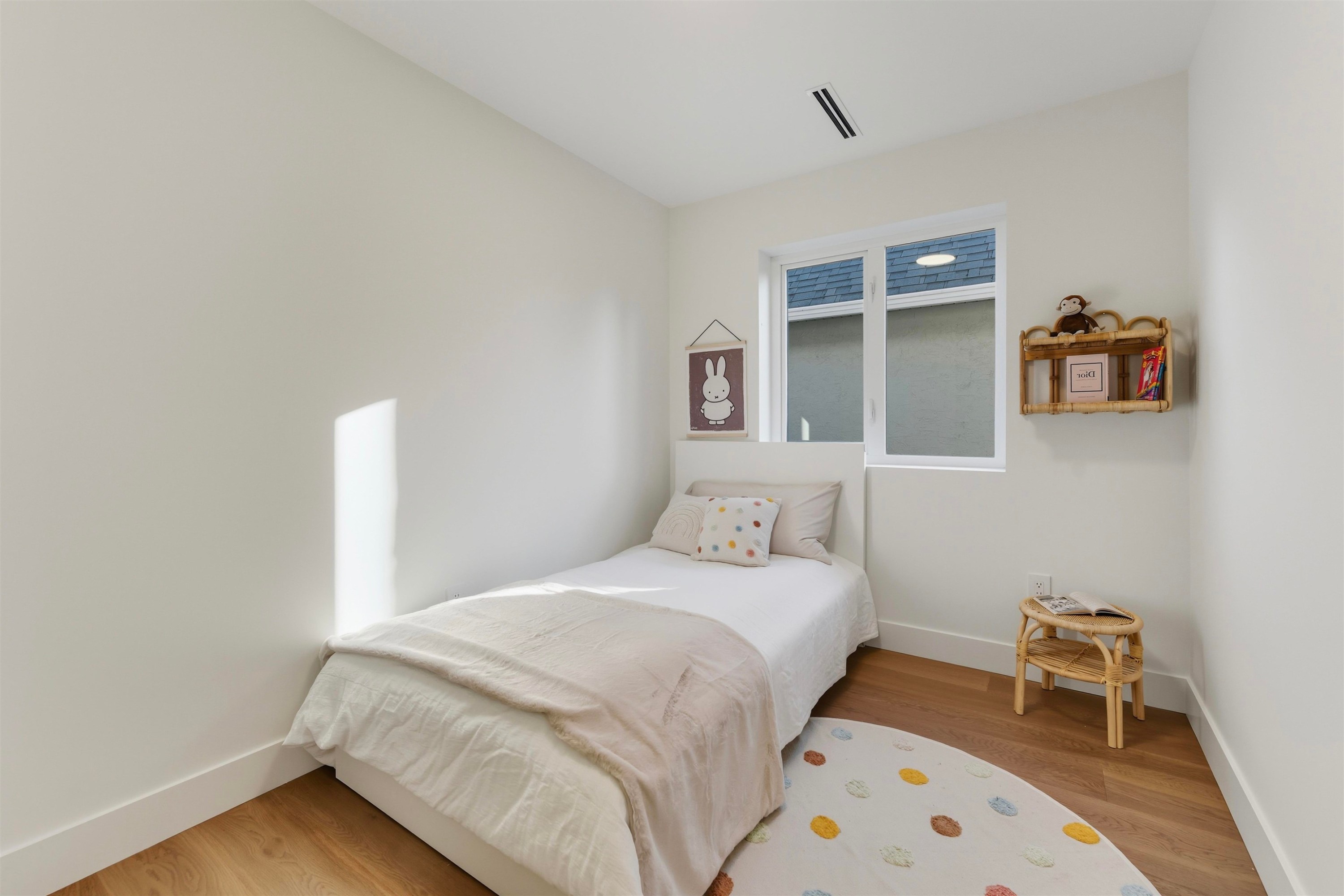 1759 16Th Avenue W, Vancouver, BC