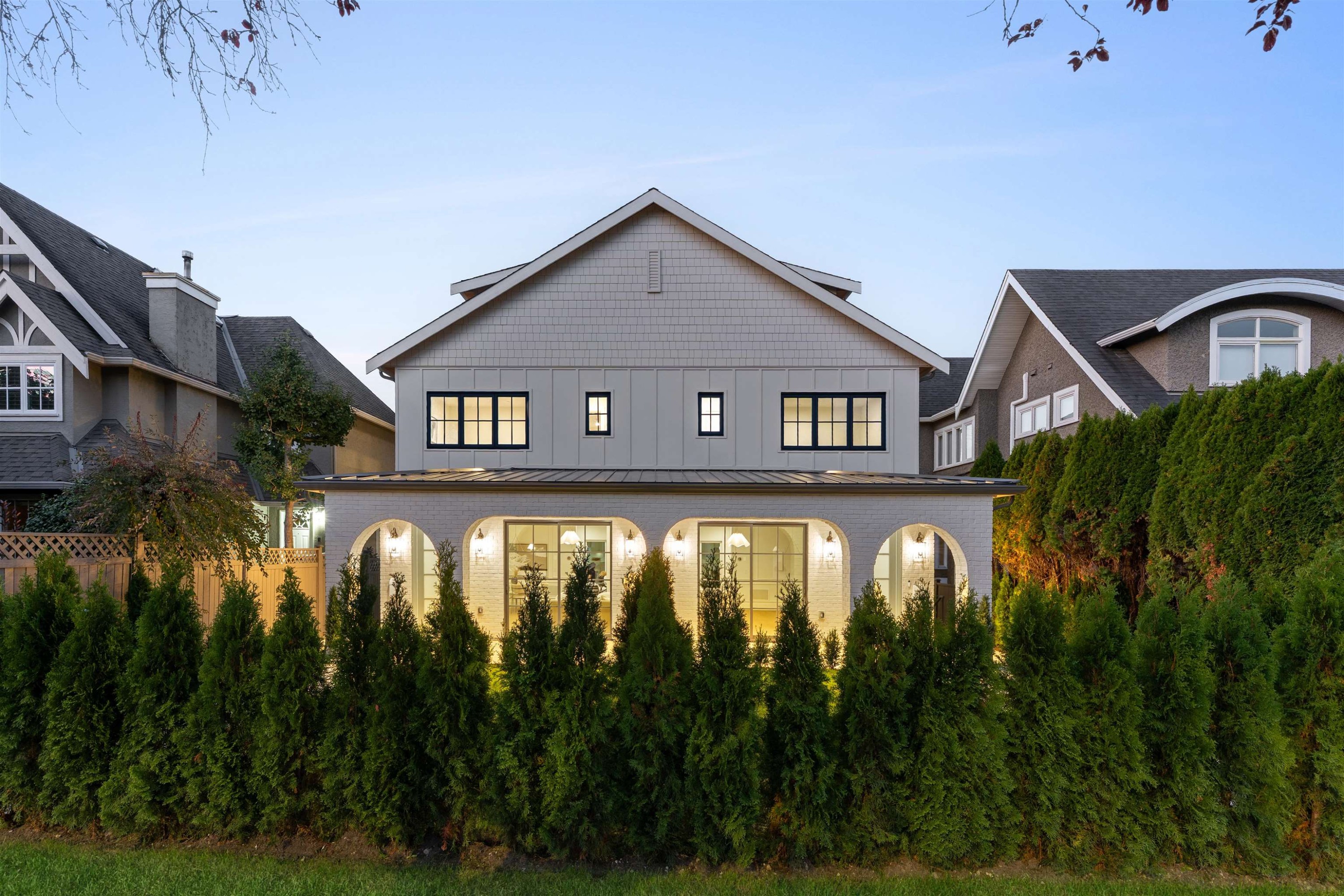 1759 16Th Avenue W, Vancouver, BC