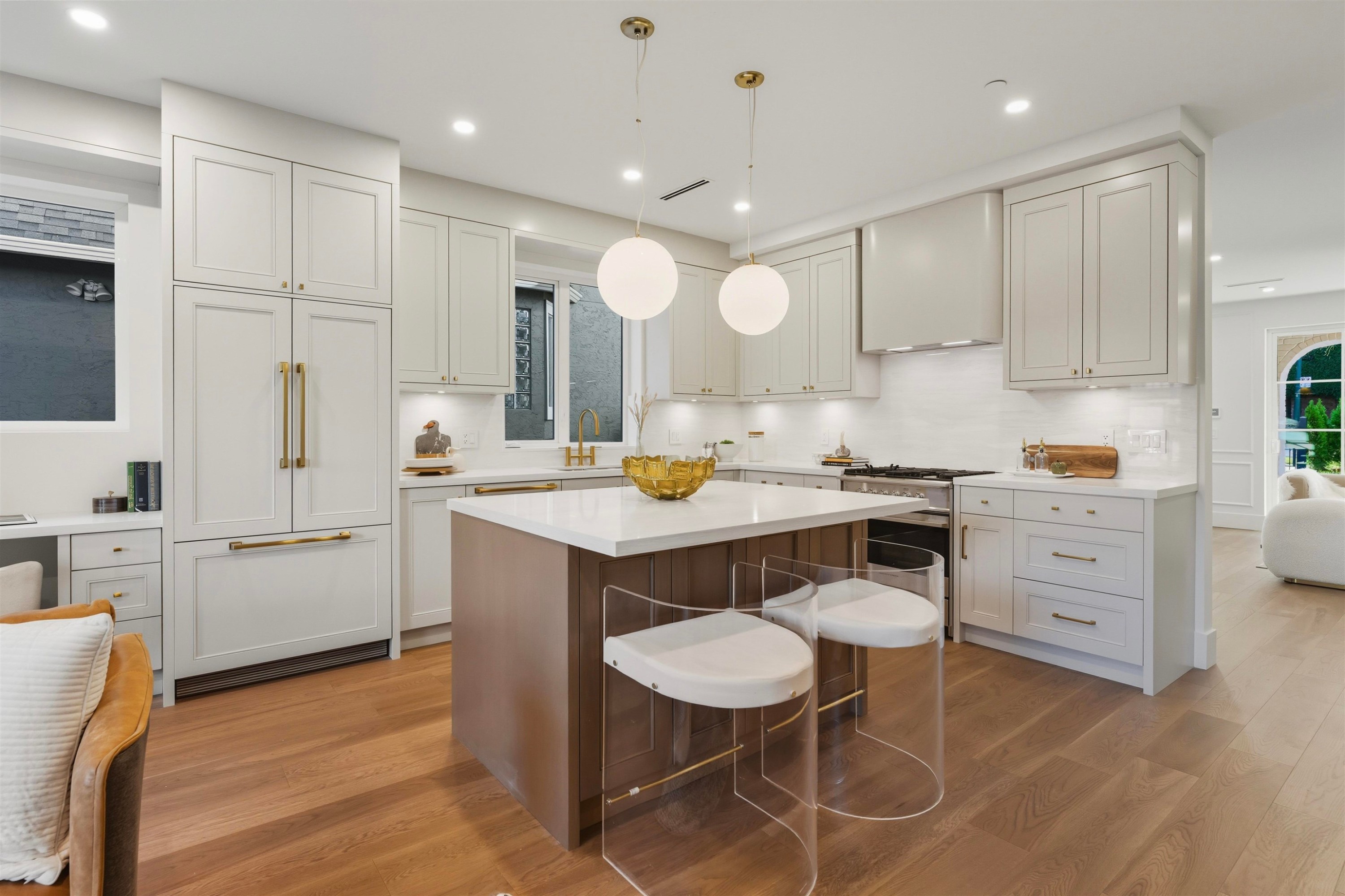 1759 16Th Avenue W, Vancouver, BC