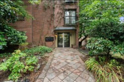 107-1940 Barclay Street Vancouver, BC V6G 1L3