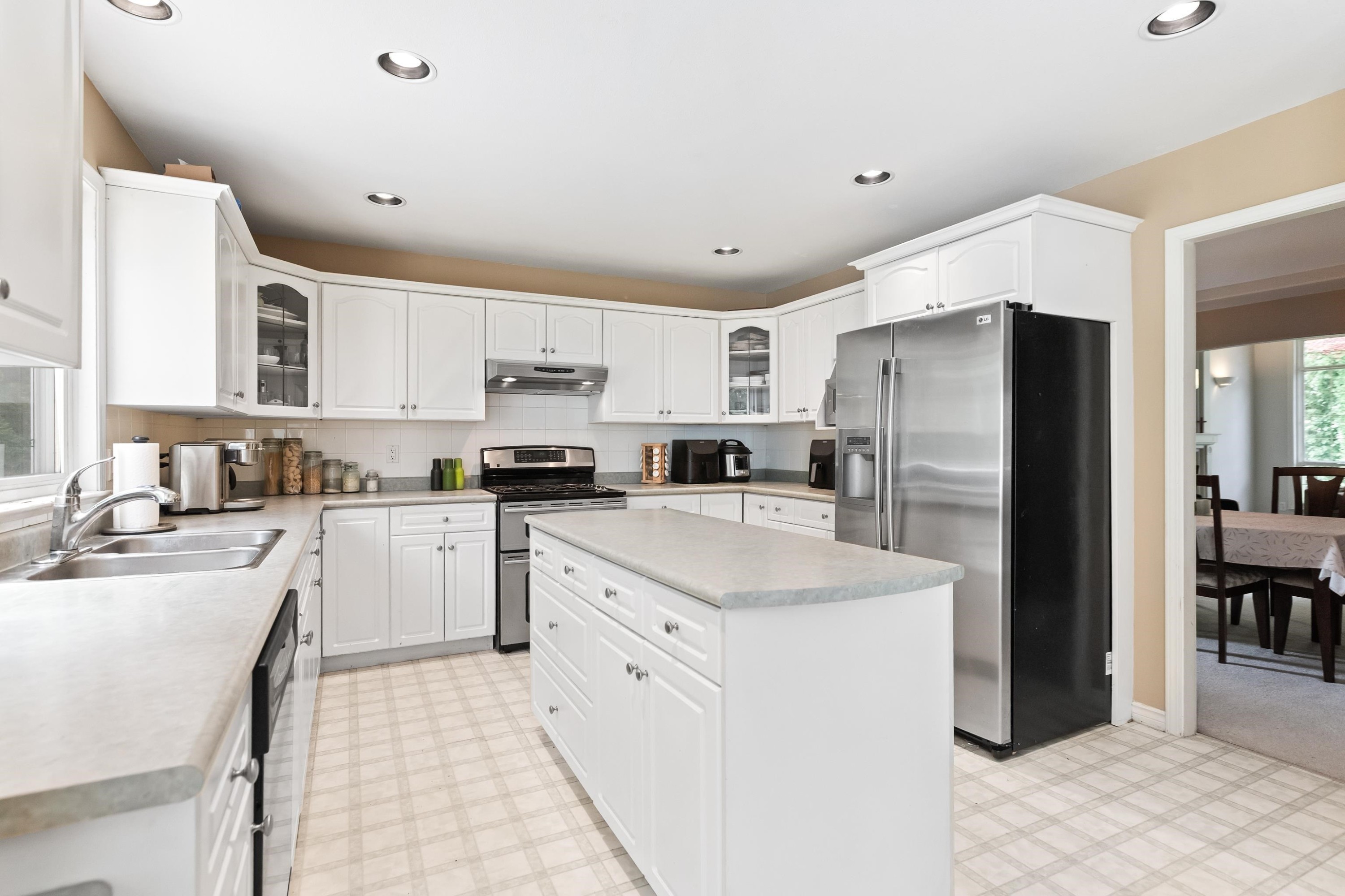 10610 238 Street, Maple Ridge, BC