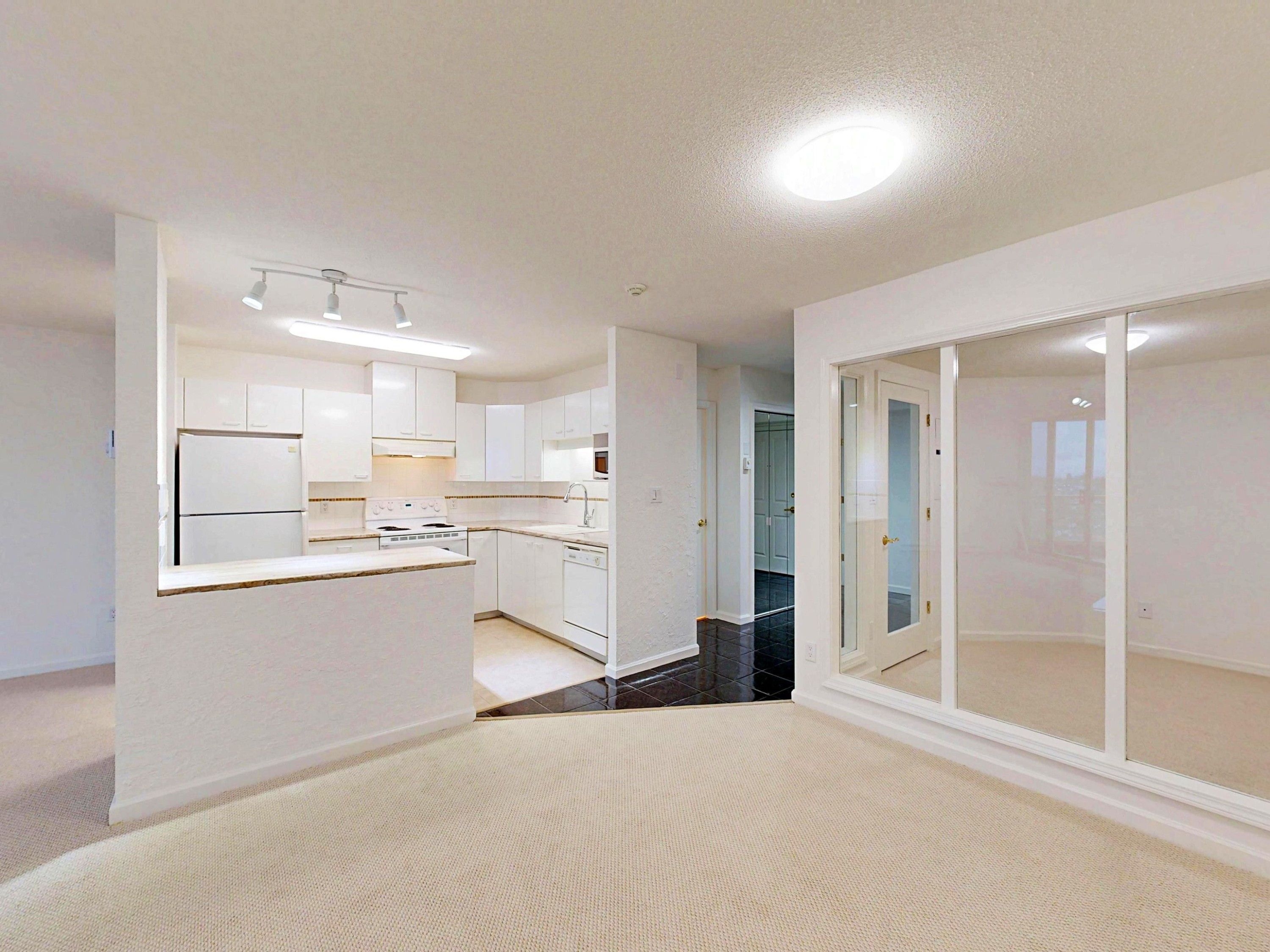 1607-4425 Halifax Street, Burnaby, BC