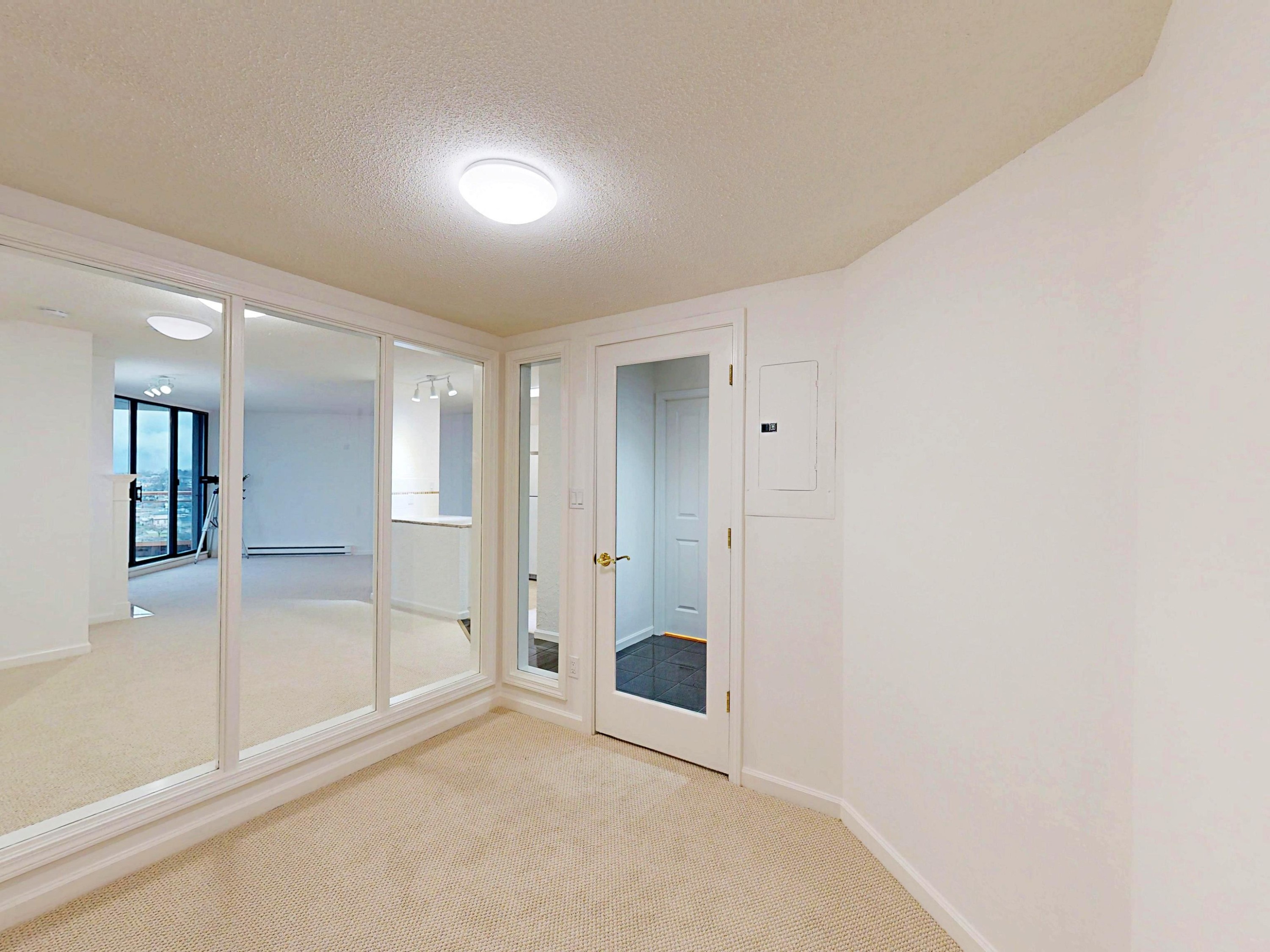 1607-4425 Halifax Street, Burnaby, BC