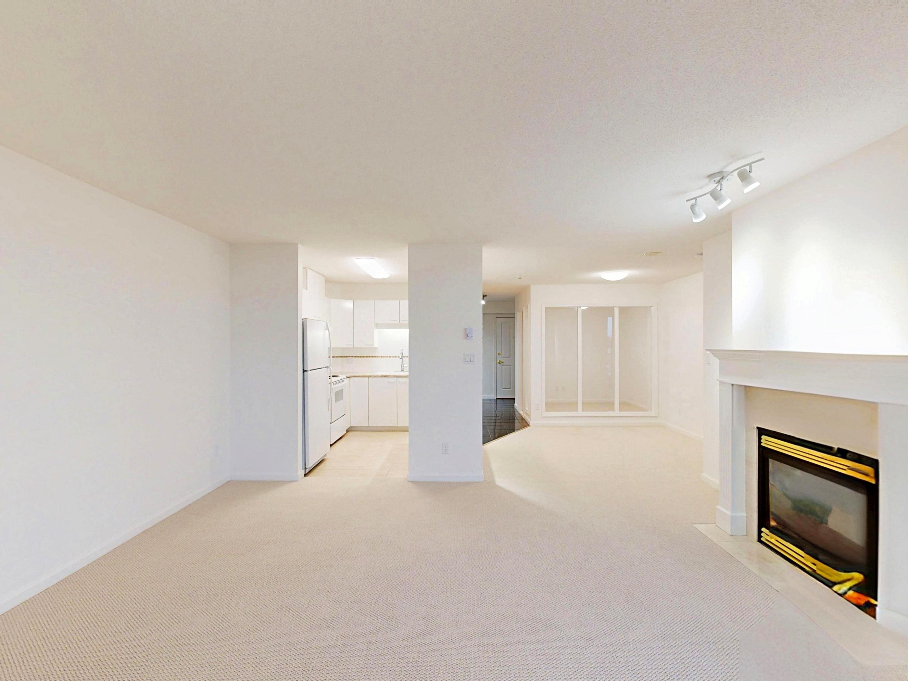 1607-4425 Halifax Street, Burnaby, BC