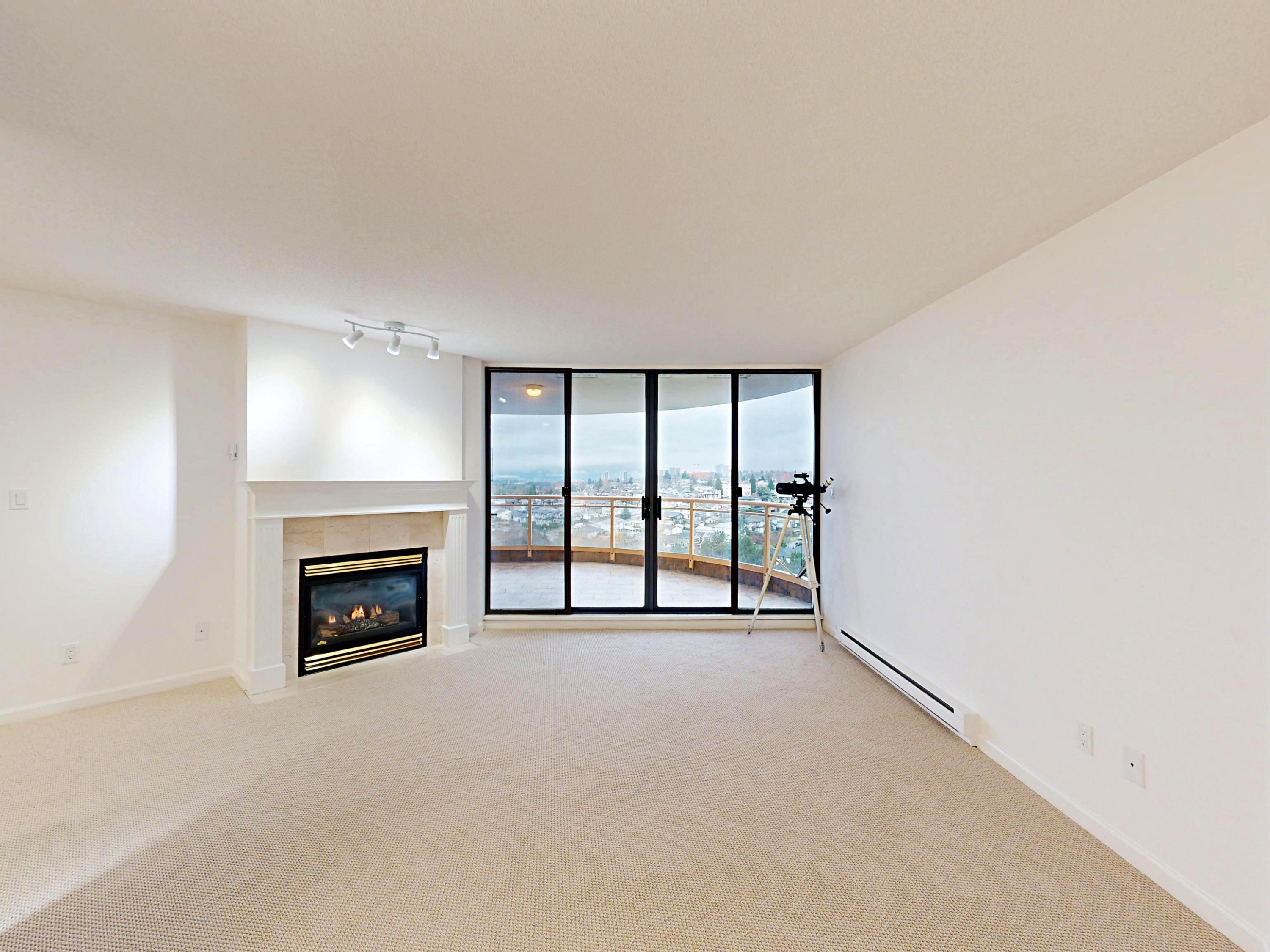 1607-4425 Halifax Street, Burnaby, BC