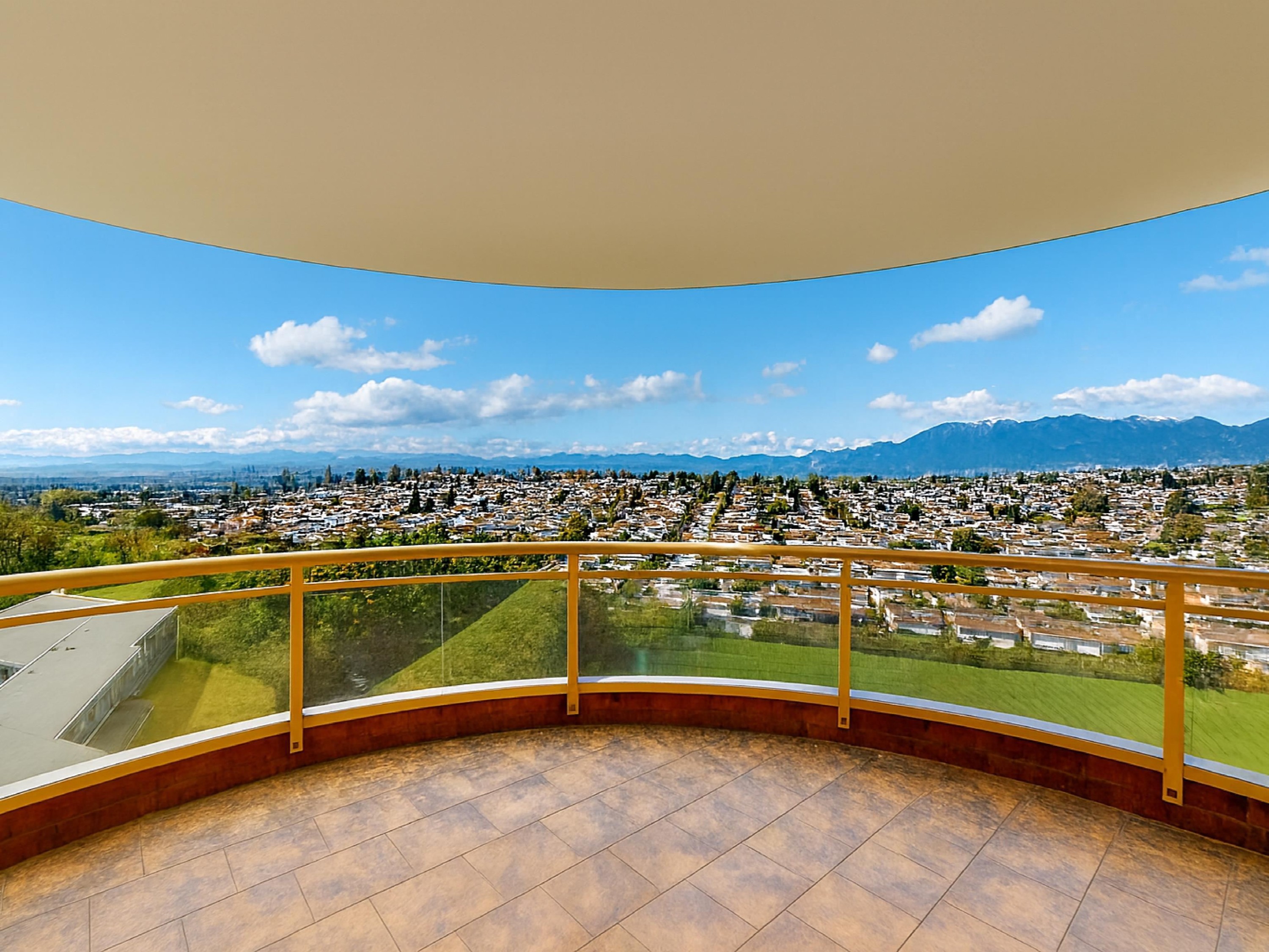 1607-4425 Halifax Street, Burnaby, BC