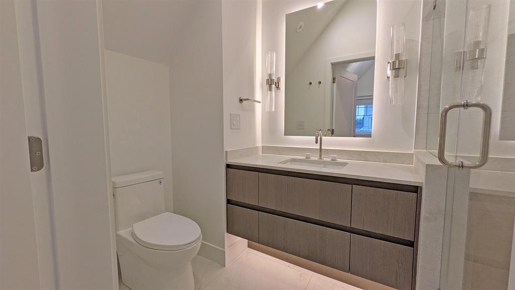 1139 33Rd Avenue W, Vancouver, BC