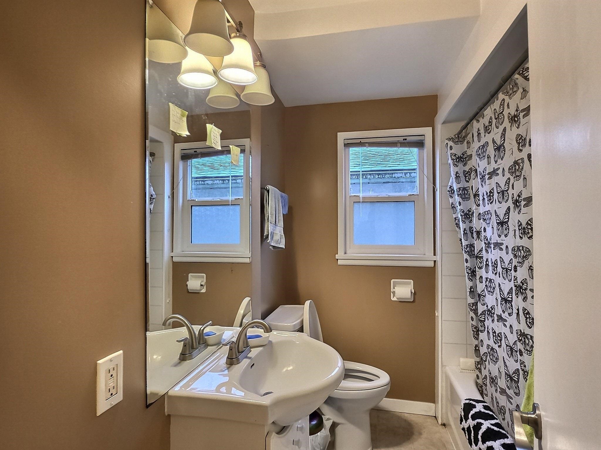 1621 Adanac Street, Vancouver, BC