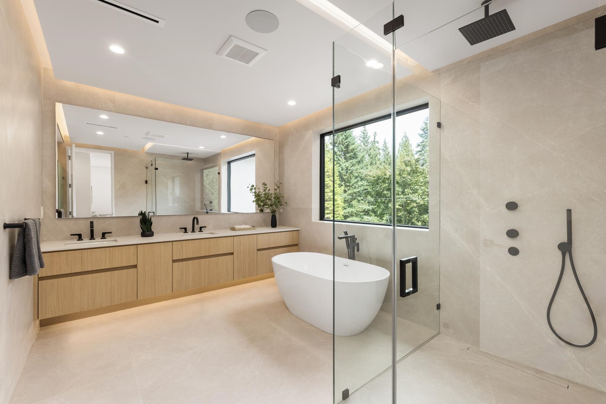 620 Kenwood Road, West Vancouver, BC