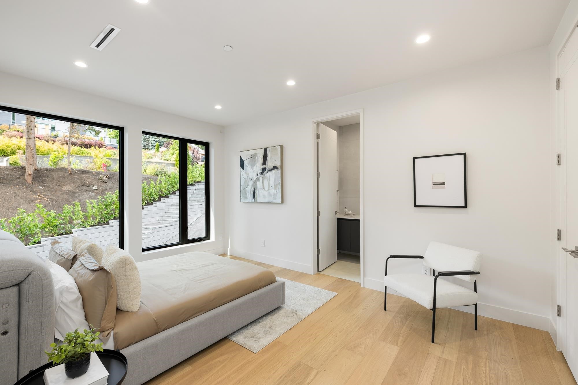 620 Kenwood Road, West Vancouver, BC