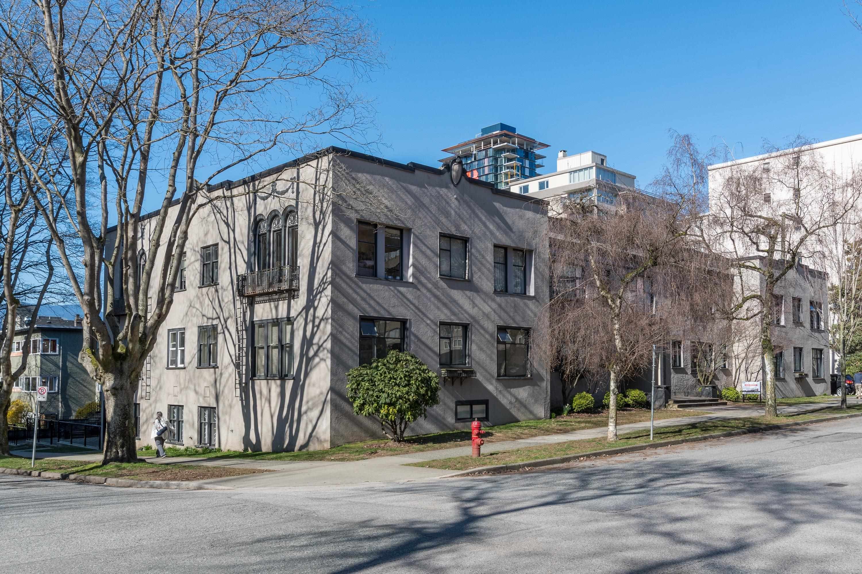 2-935 Jervis Street, Vancouver, BC