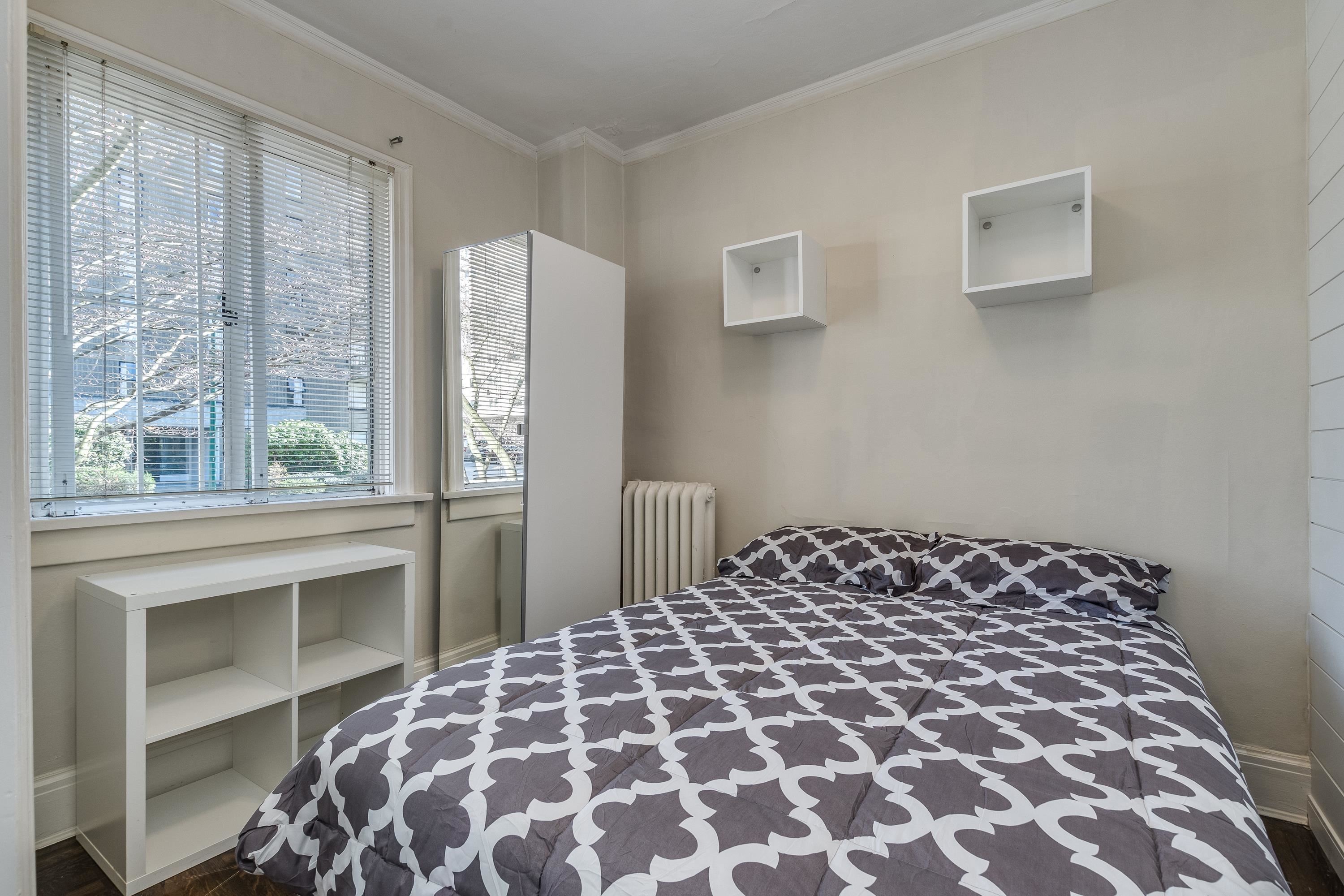 2-935 Jervis Street, Vancouver, BC