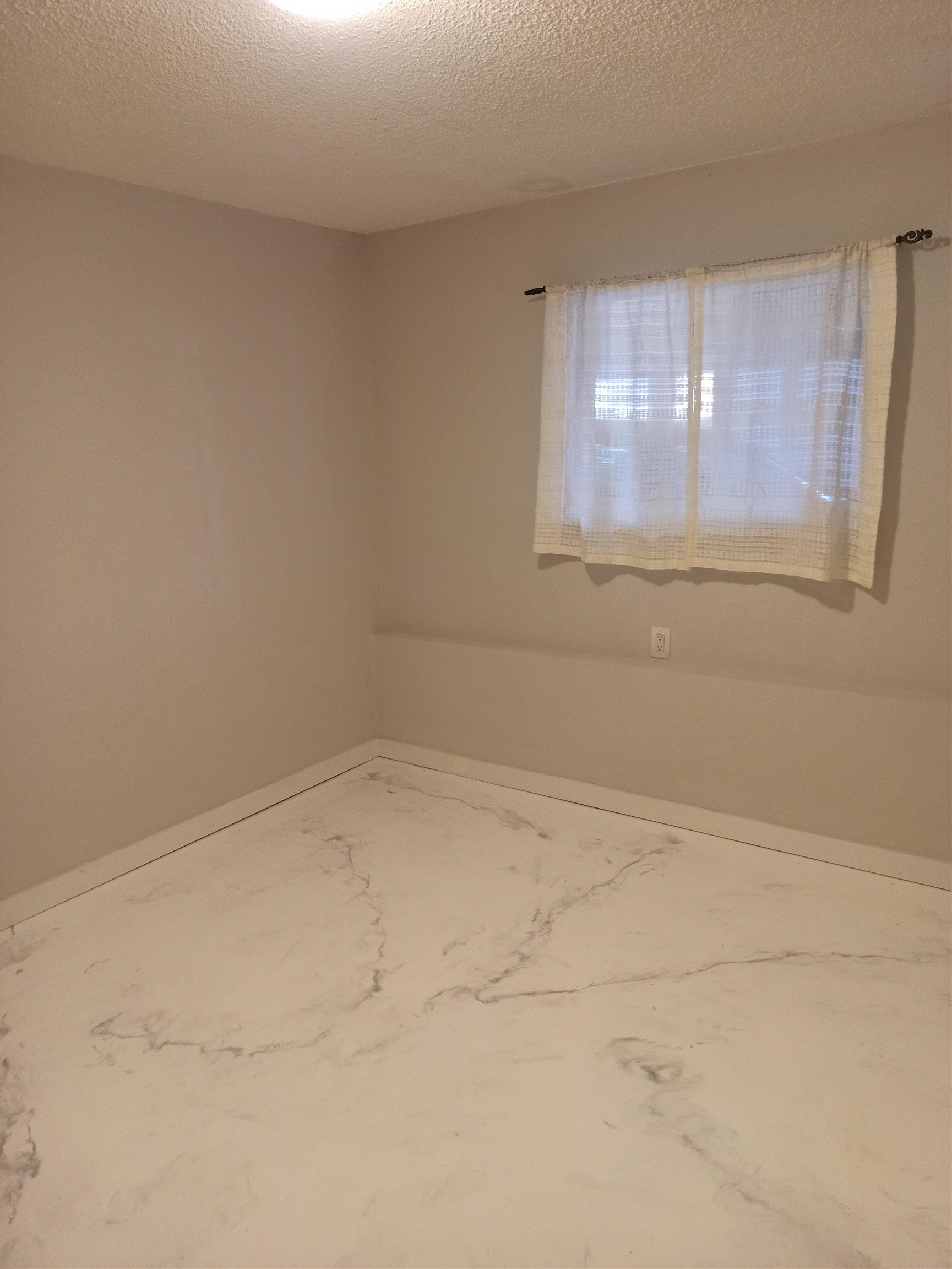 Lower-2165 Prairie Avenue, Port Coquitlam, BC