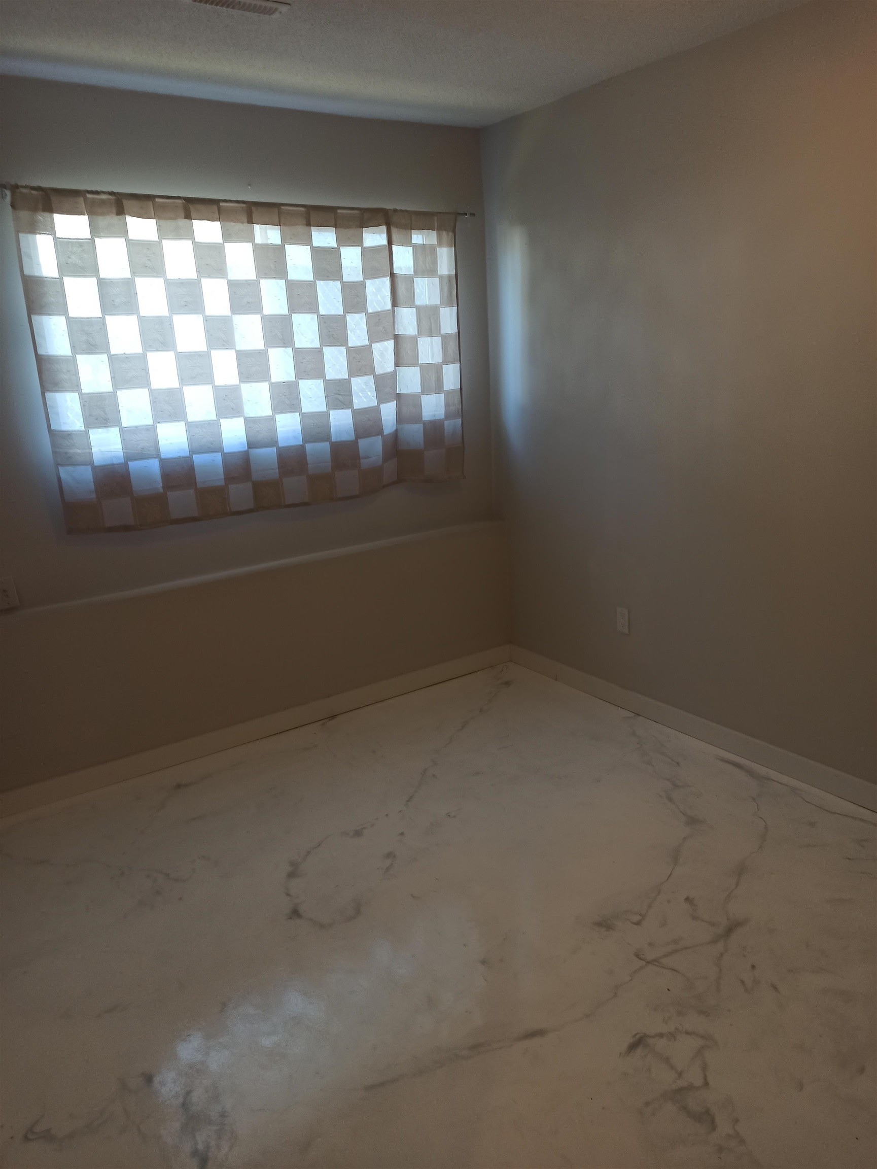 Lower-2165 Prairie Avenue, Port Coquitlam, BC