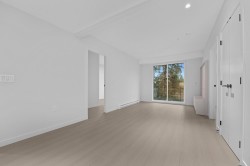 40X-125 Albert Street Port Moody, BC V3H 2A2