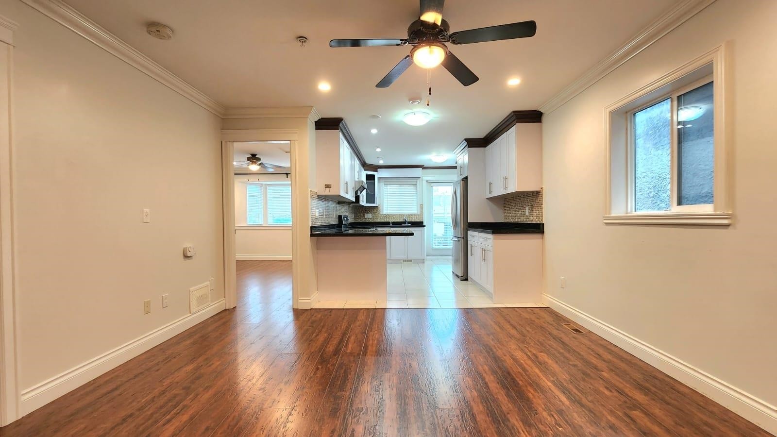 Main+Up-1391 61 Avenue E, Vancouver, BC