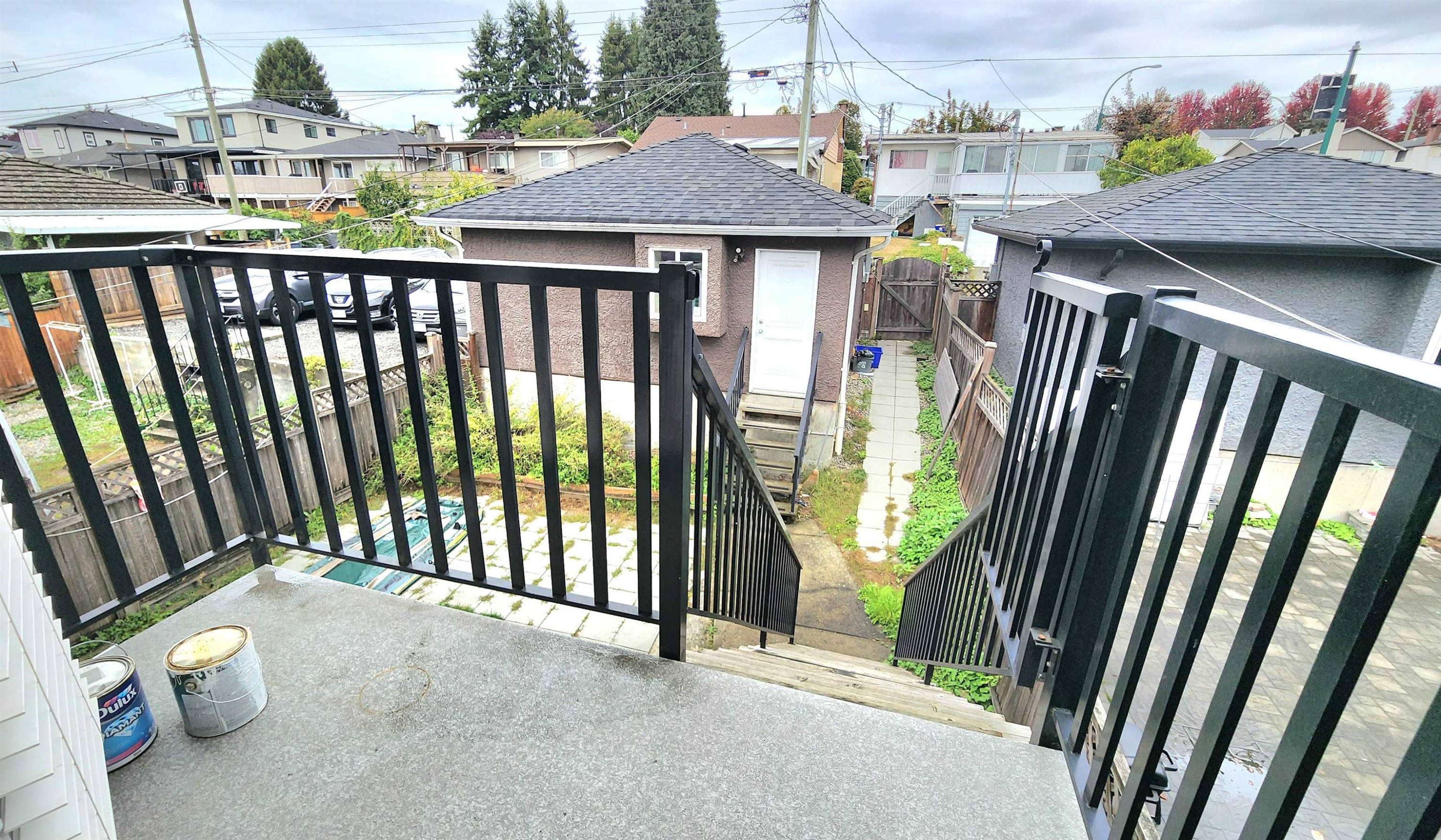 Main+Up-1391 61 Avenue E, Vancouver, BC