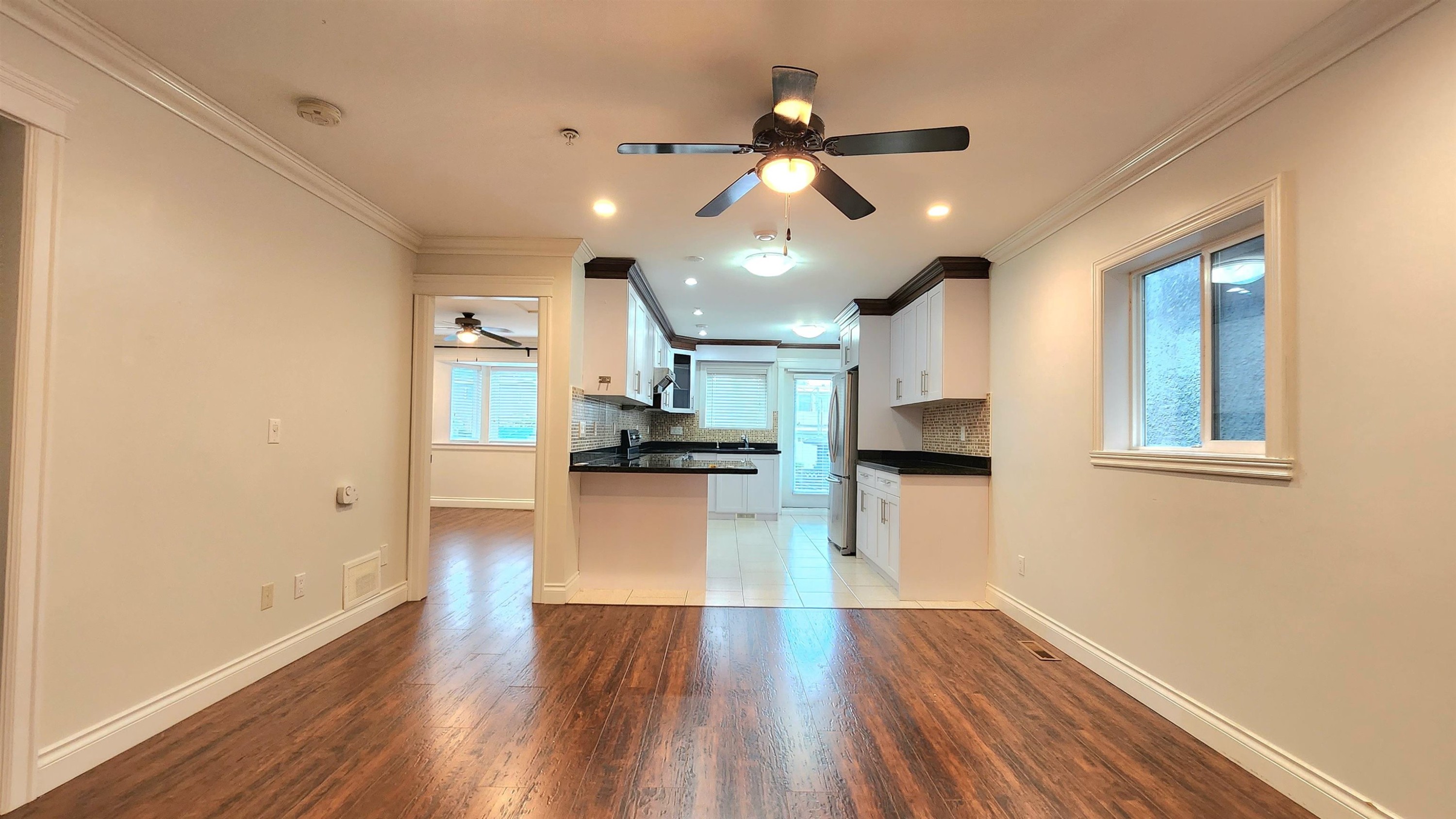 Main+Up-1391 61 Avenue E, Vancouver, BC