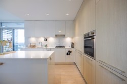 3904-4510 Halifax Way Burnaby, BC V5C 0K4