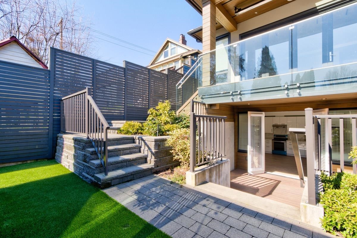 1488 Jefferson Avenue, West Vancouver, BC