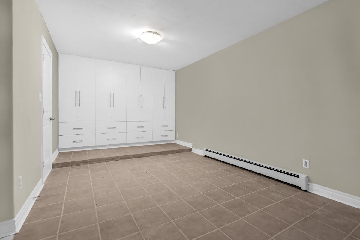 1400 Meadowview Court, Coquitlam, BC