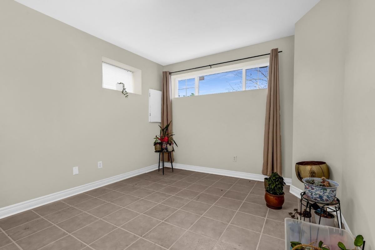 1400 Meadowview Court, Coquitlam, BC