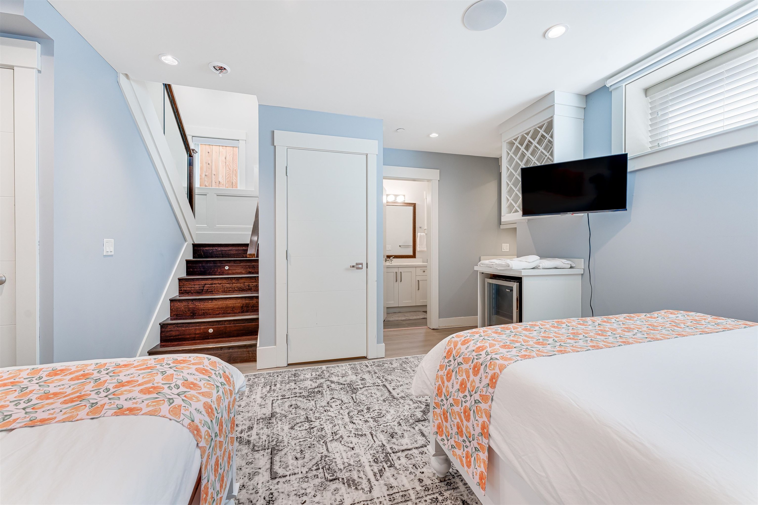 7380 Ontario Street, Vancouver, BC