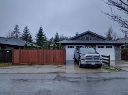 763 Gerussi Lane Gibsons, BC V0N 1V7