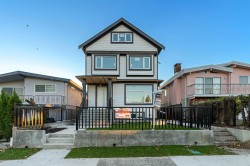 6751 Knight Street Vancouver, BC V5P 2W4