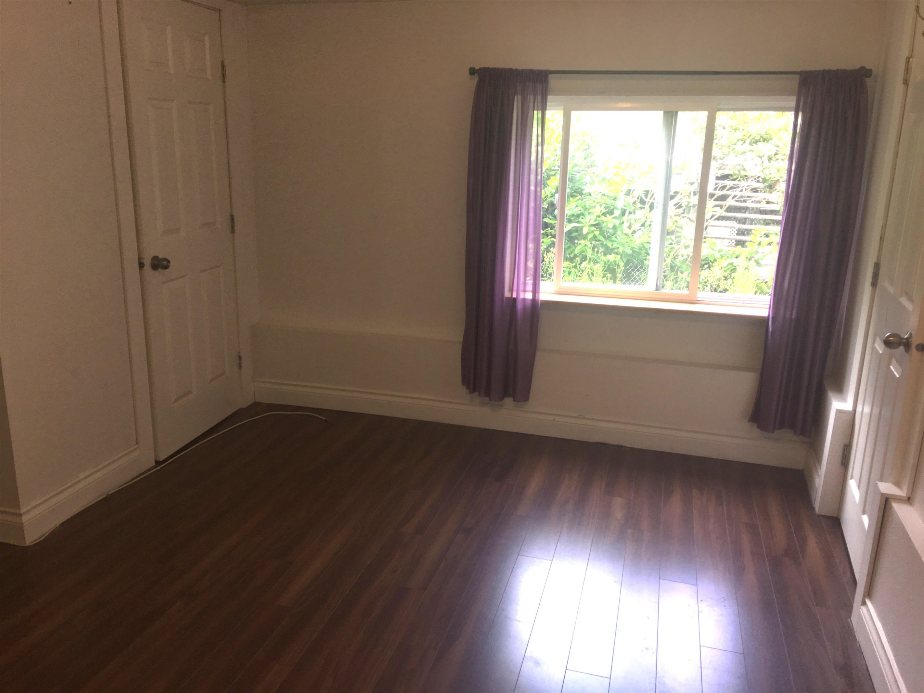 Main Floor-1634 Deep Cove Road, North Vancouver, BC