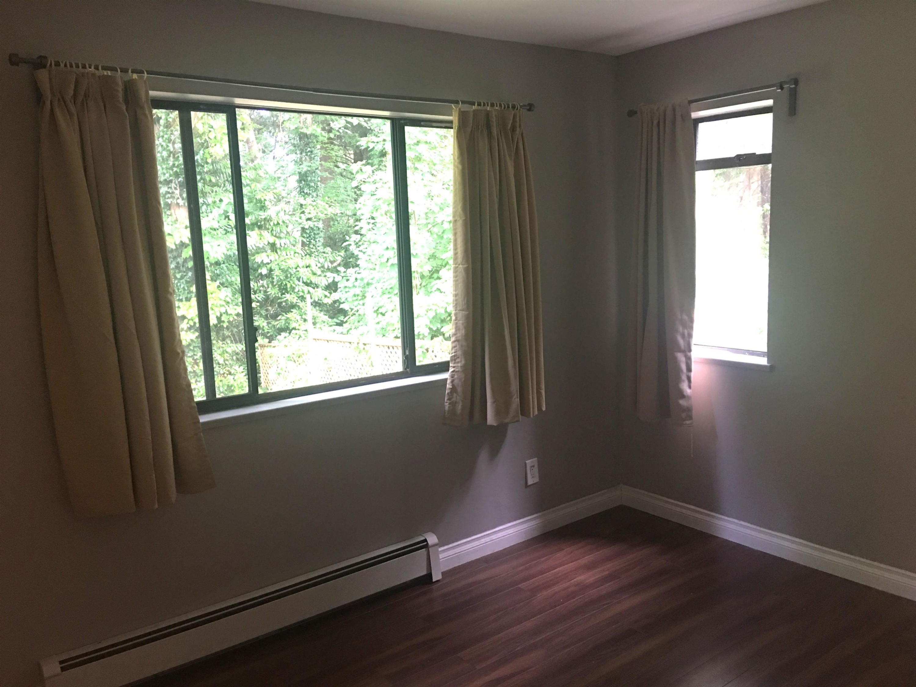 Main Floor-1634 Deep Cove Road, North Vancouver, BC