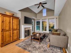 315-888 Gauthier Avenue Coquitlam, BC V3K 6Y1