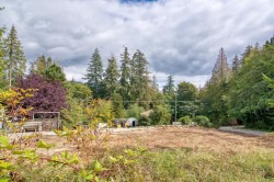 7712 Fawn Road Halfmoon Bay, BC V7Z 1C4