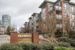 417-7058 14th Avenue Burnaby, BC V3N 0E6