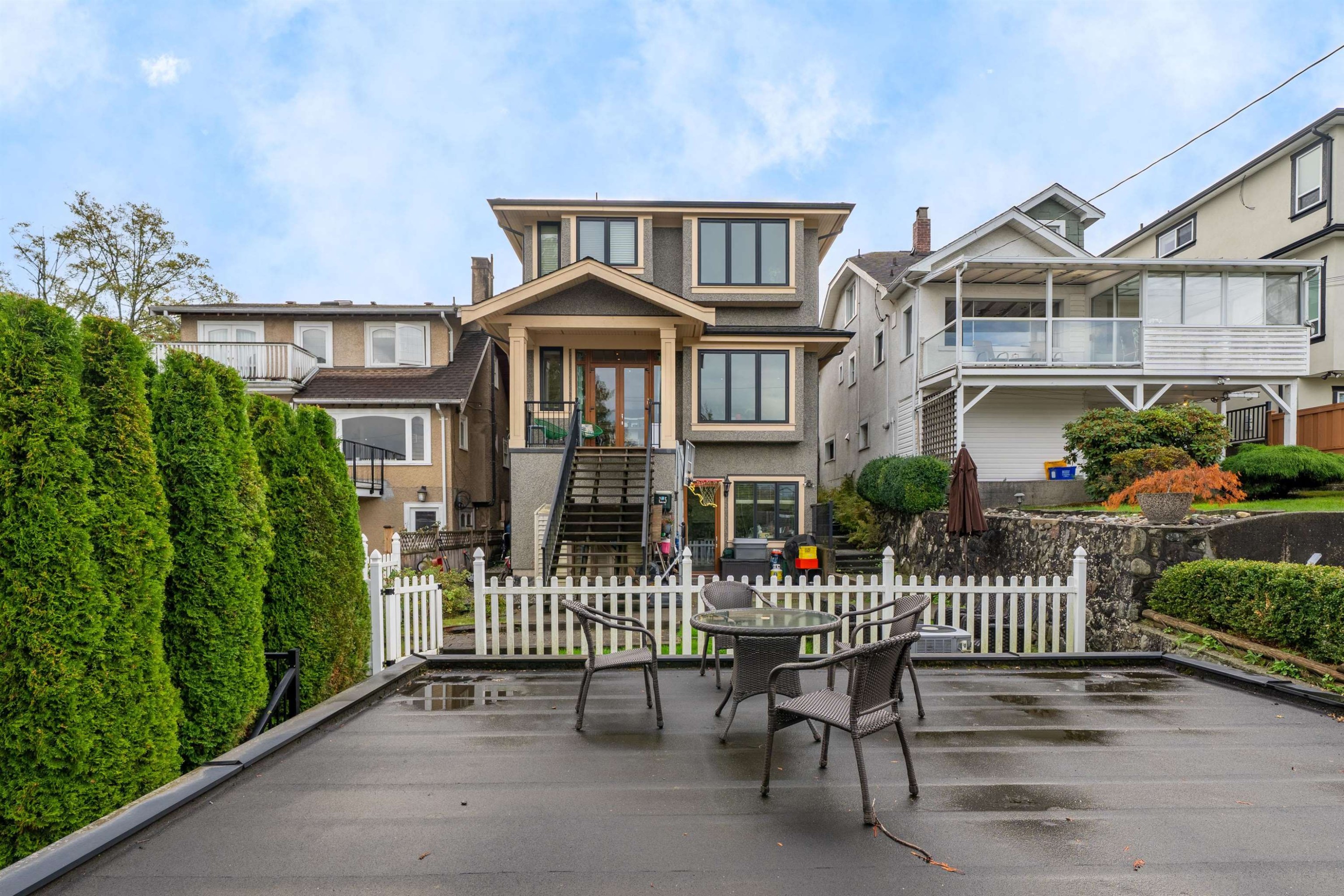 3511 15Th Avenue W, Vancouver, BC