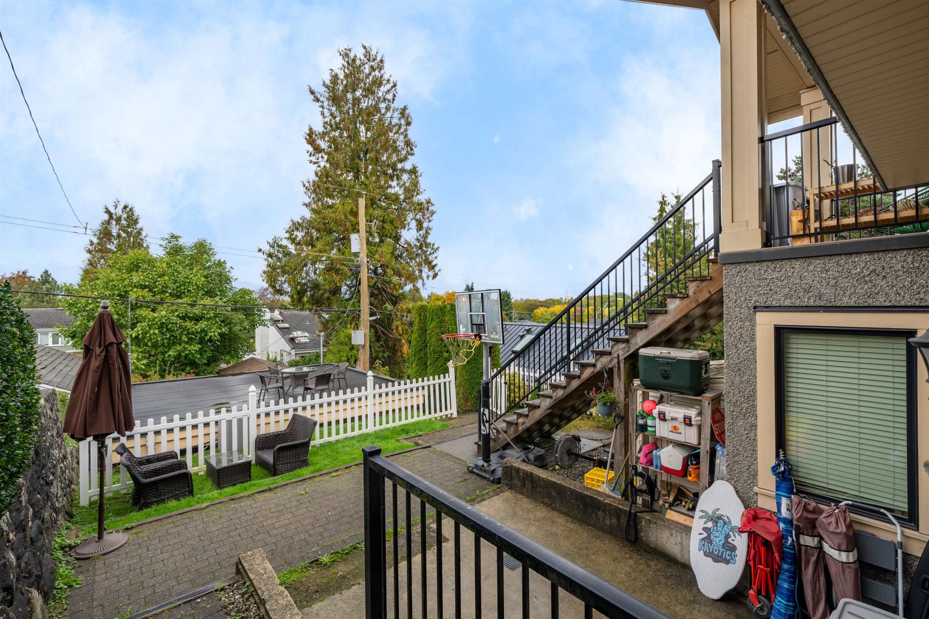 3511 15Th Avenue W, Vancouver, BC