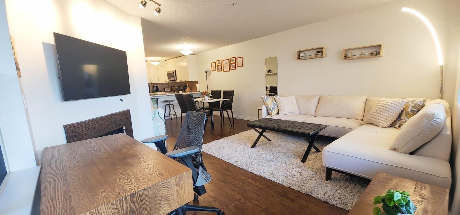 1525 Pendrell Street, Vancouver, BC