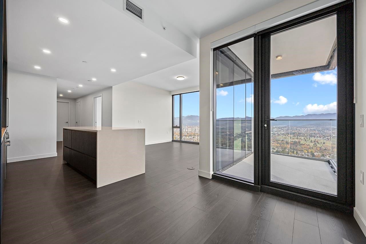 3808-5987 Wilson Avenue, Burnaby, BC