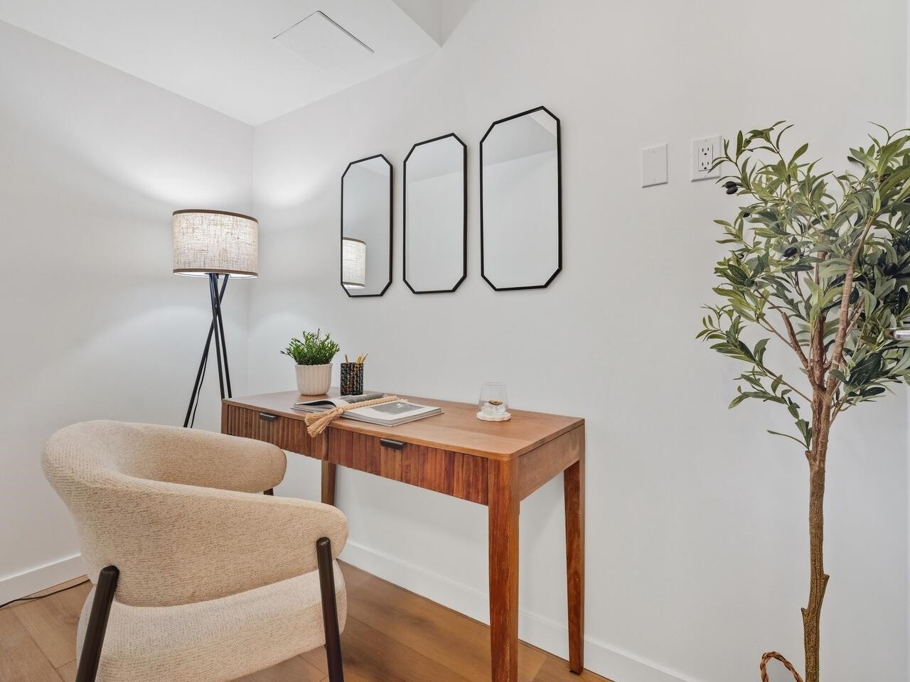 1407-1003 Pacific Street, Vancouver, BC